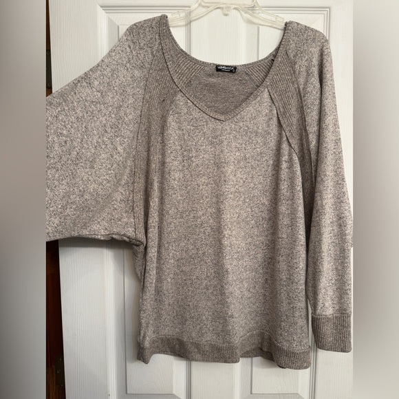 Heimish tan sweater L - Picture 1 of 3